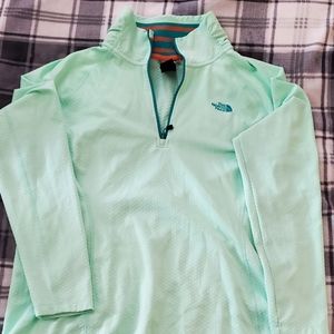 Women's NorthFace 1/4 Performance  LS size XL